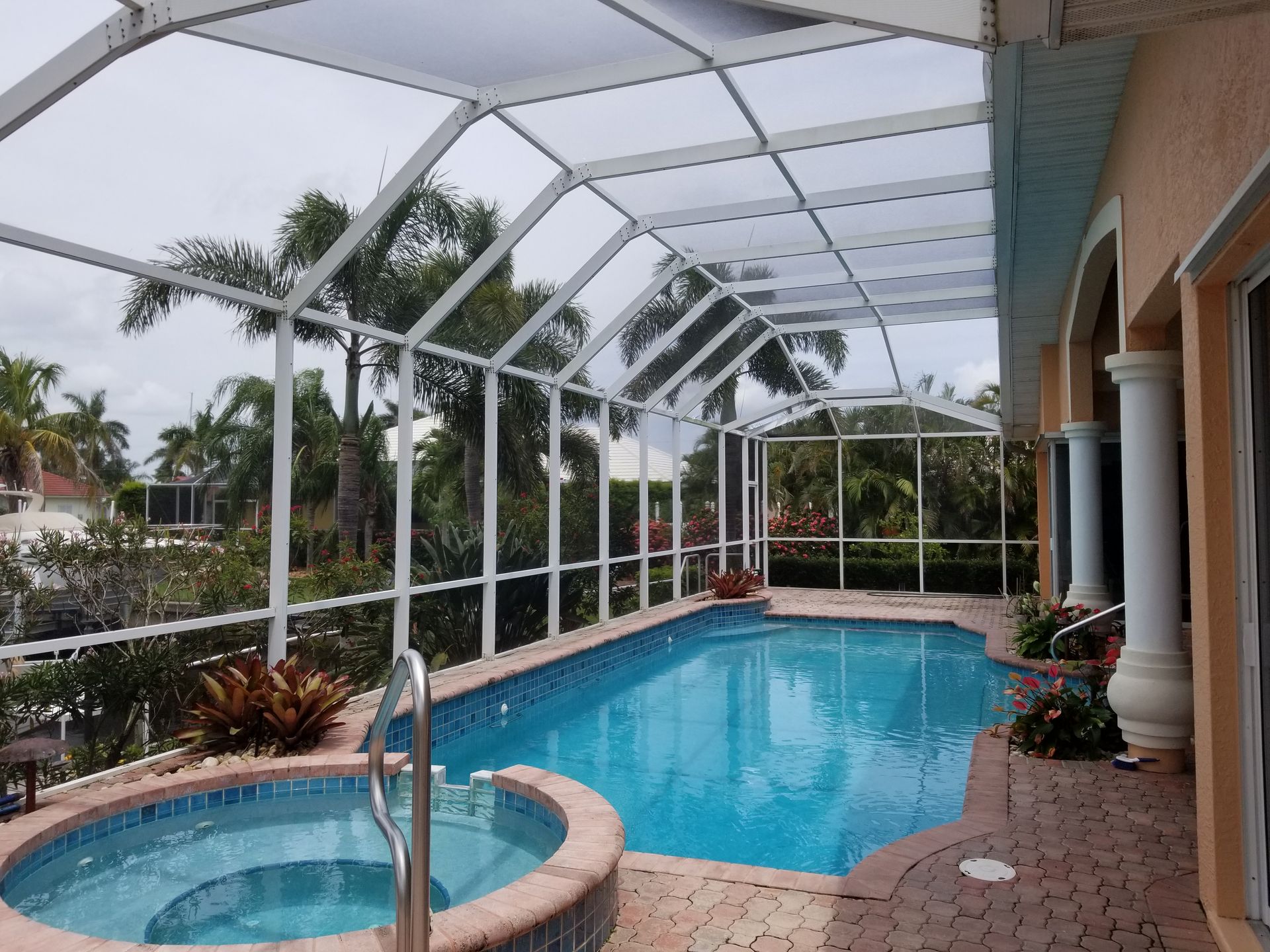 Custom panoramic pool enclosure in Southwest Florida